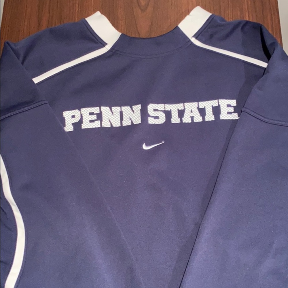 NIKE Penn State Pullover